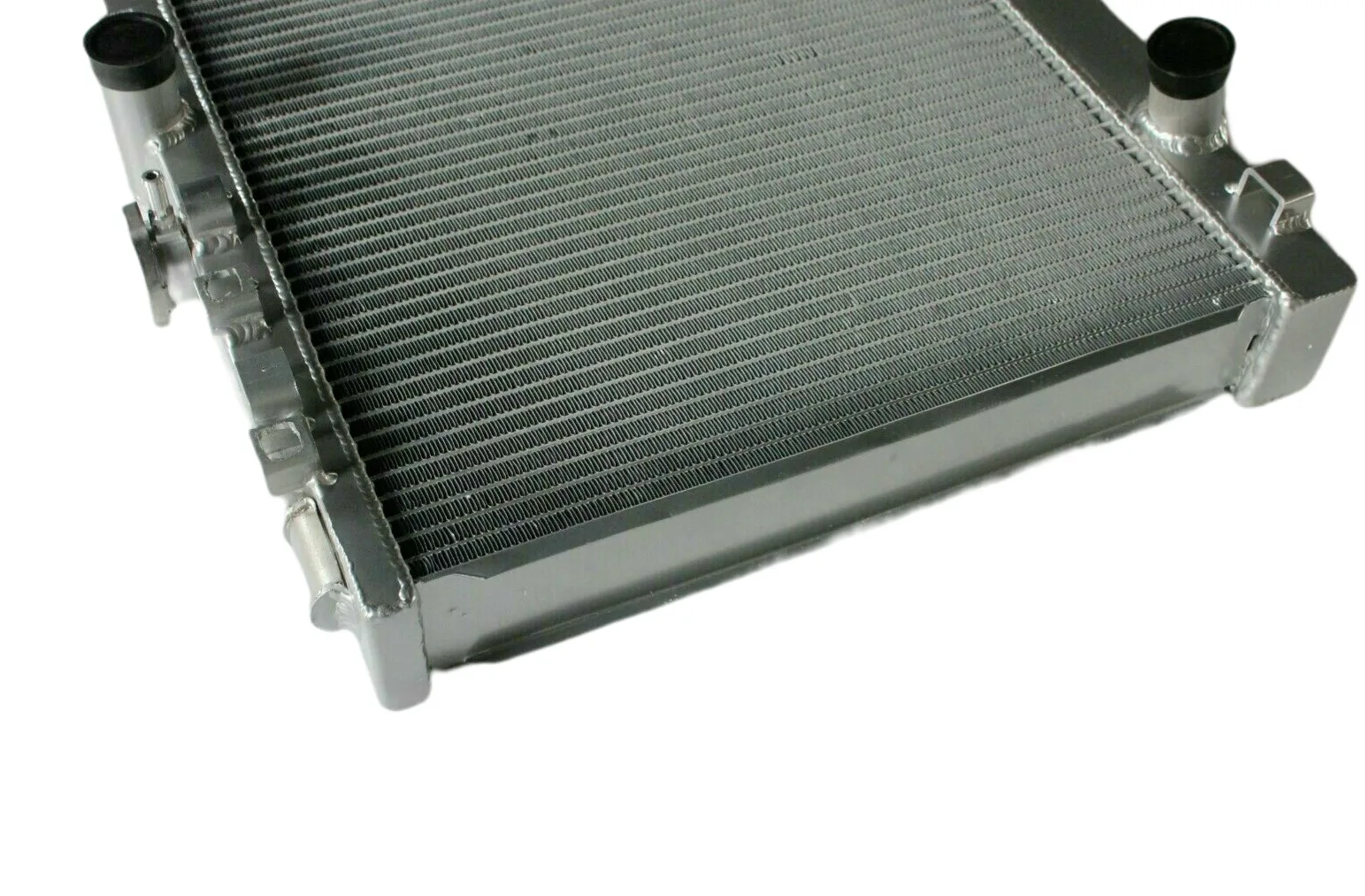 New Arrival Alloy Radiator For Lexus IS200 RS200 Toyota Altezza SXE10 3S-GE 2.0MT 1999-2006 4 New Arrival Alloy Radiator For Lexus IS200 RS200 Toyota Altezza SXE10 3S-GE 2.0MT 1999-2006 - Image 4